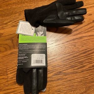 Women's Isotoner Gloves with Smart Touch NWT